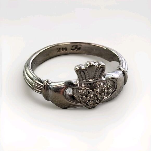 14k White Gold Natural Diamond Claddagh Ring Size 6.5. Signed - Picture 1 of 5